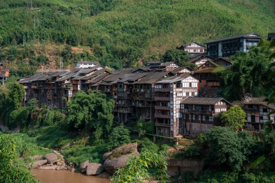 3e00de61073ae8d1644e366dd55f8ea1-sz_3757043