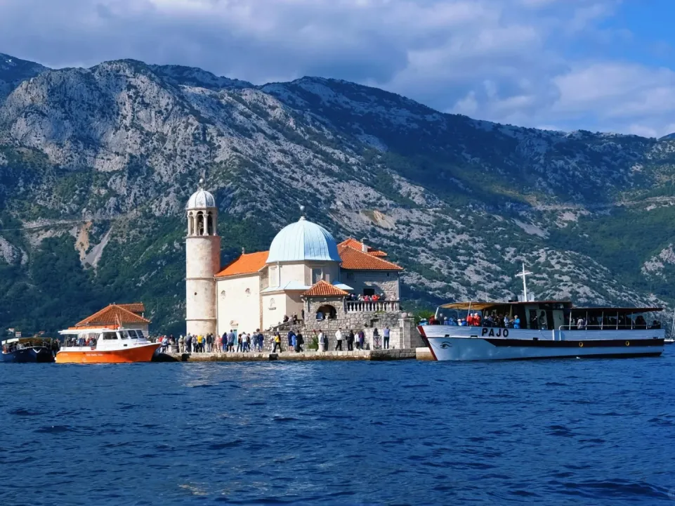 3f975c34de5d3c1eb6aa90900e9a1cfd-sz_525243