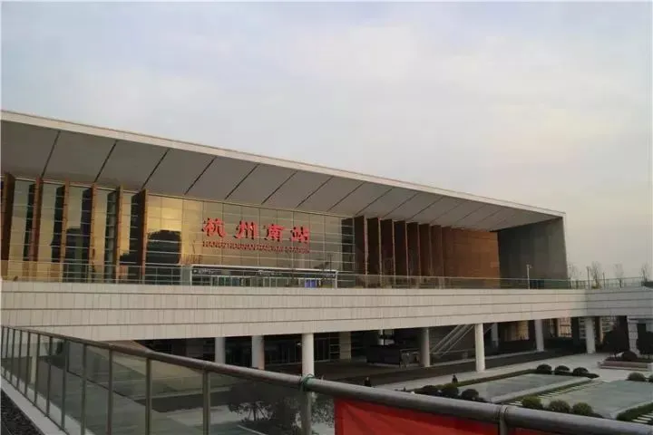 406b699d3ec802399f0cb7d3540e0113-sz_40939