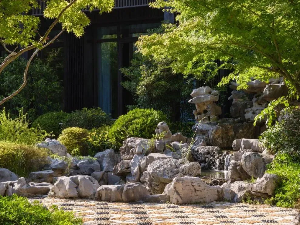 40aca4e682885fb146ef1feab0b0ad41-sz_217782