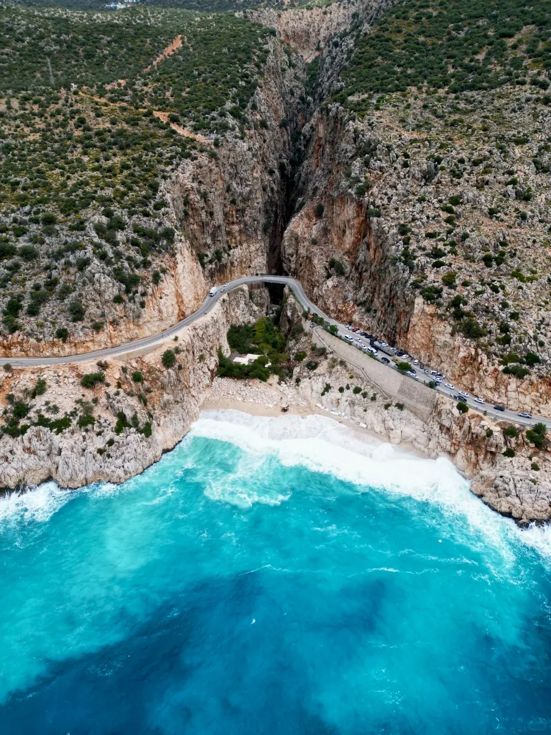 40cbe0c761299a4087d0a1904ec175db-sz_632276-1