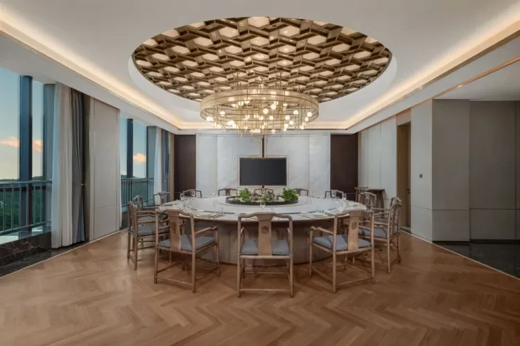 416fcbf8585f381317c43c26db21b39f-sz_95977-1