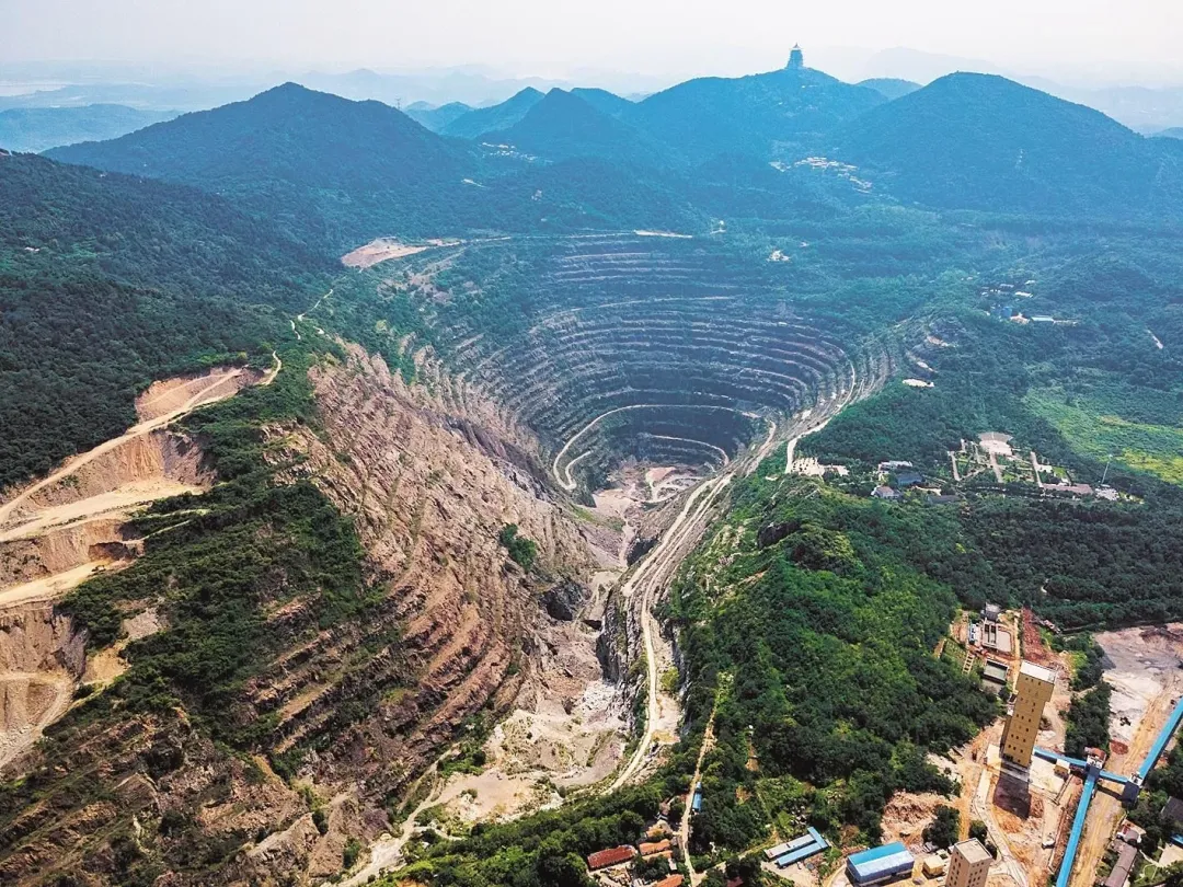 41852e52bf0dacf63e5efea6635a3f2e-sz_2822784