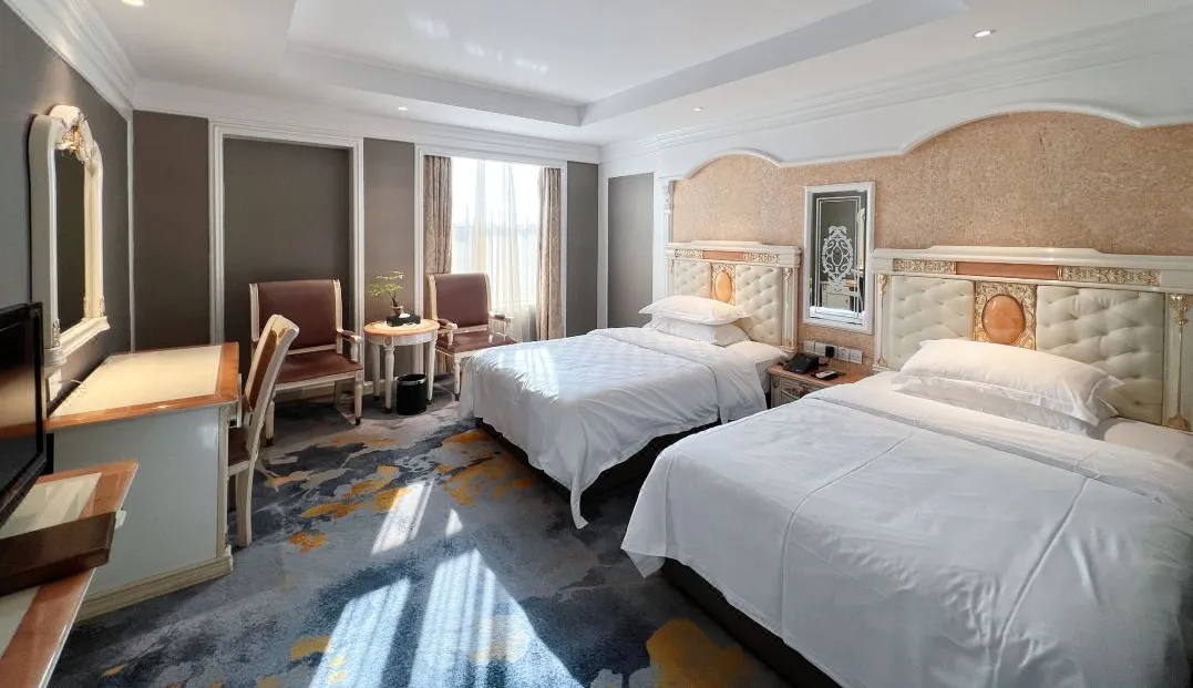 486ea7e05c46acb30bb3351defe5f720-sz_820073-1