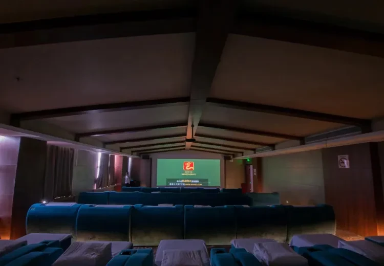 4a070db632d759848841ba3b87efdca7-sz_2208599