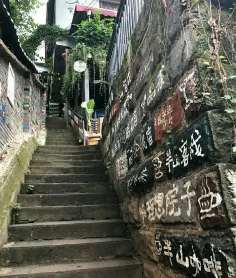 4b8a95913b25c6a818a22b7356465d7e-sz_79979