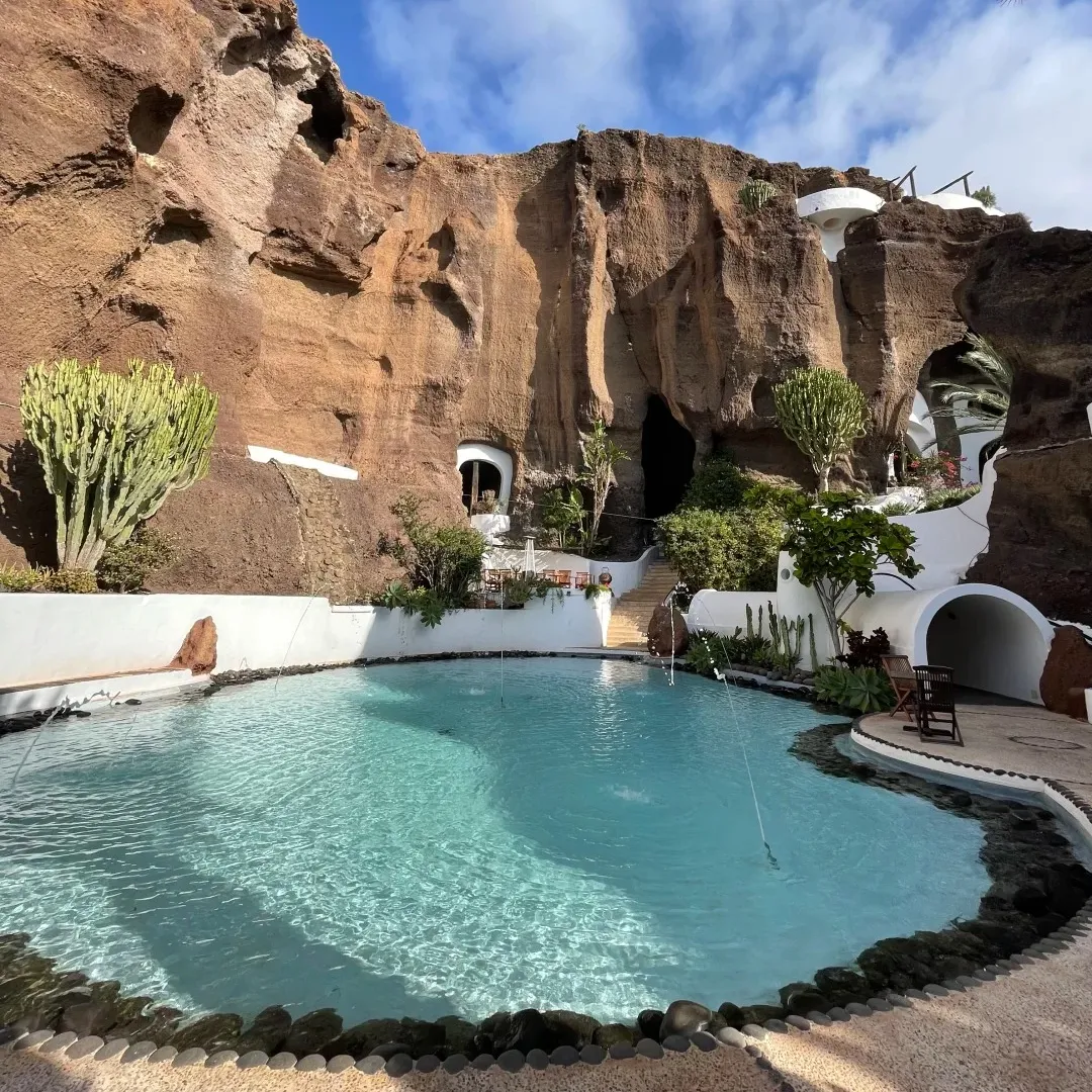 4b8d6736897c4224629e771a152377f4-sz_574371