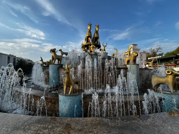 4bf75142a9f10ed65d0e21bbb43b8ac5-sz_536451