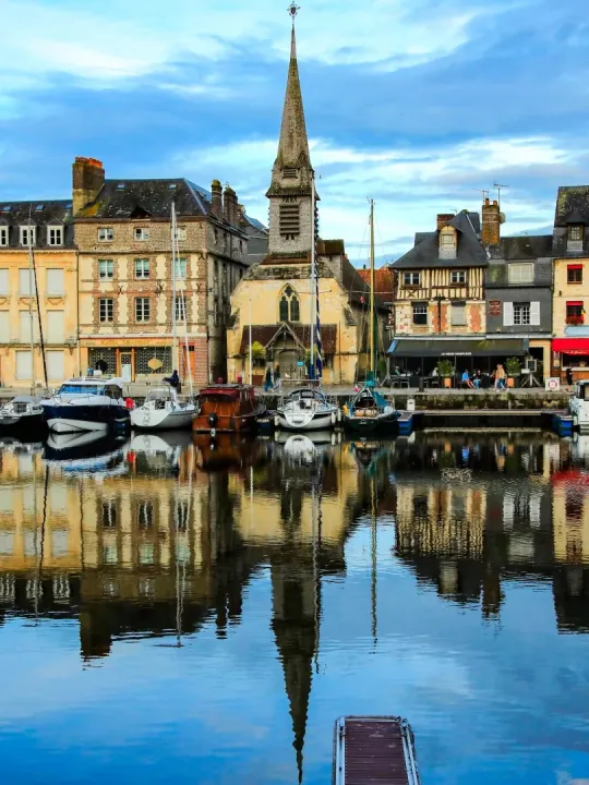 4c010dde37a17f0272de3b16a96df83f-sz_545253