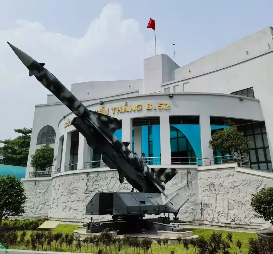 4c1aa180d6c9cfc3e524d138972a7723-sz_239198