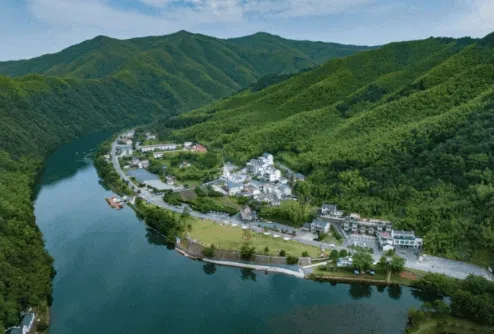 4f1360bdc9d878eaddf8b29950a6bfd9-sz_399100