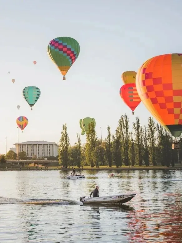 9999起直飞澳洲！『奇澳无比』8日6晚，墨尔本+奥尔伯里+堪培拉+悉尼，纯玩0购，全程4钻酒店，悉尼+墨尔本各1日自由活动，首都+地标+网红+名校全覆盖