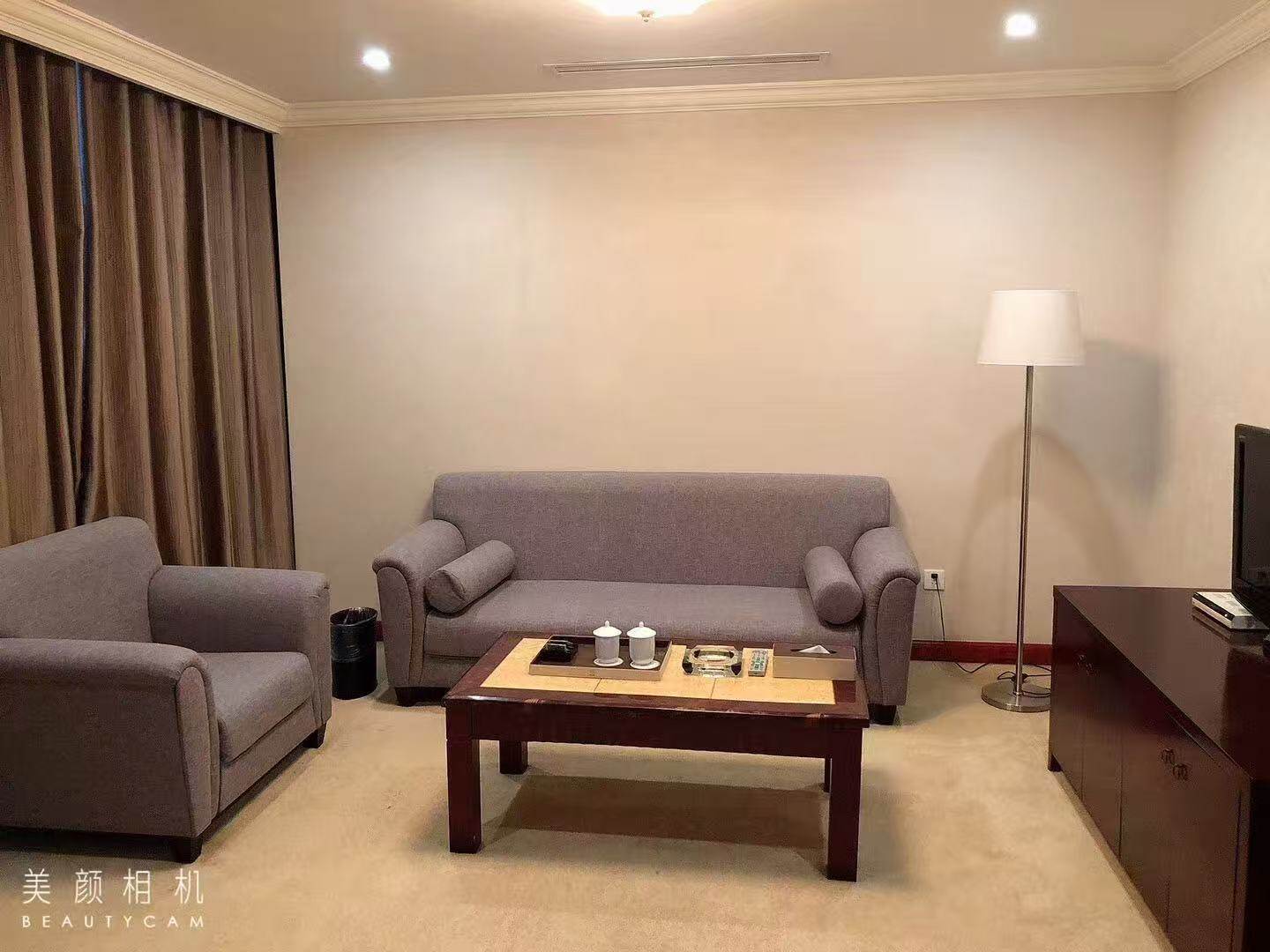 5a075c76344d3f0bd366244c6d204047-sz_143711-1