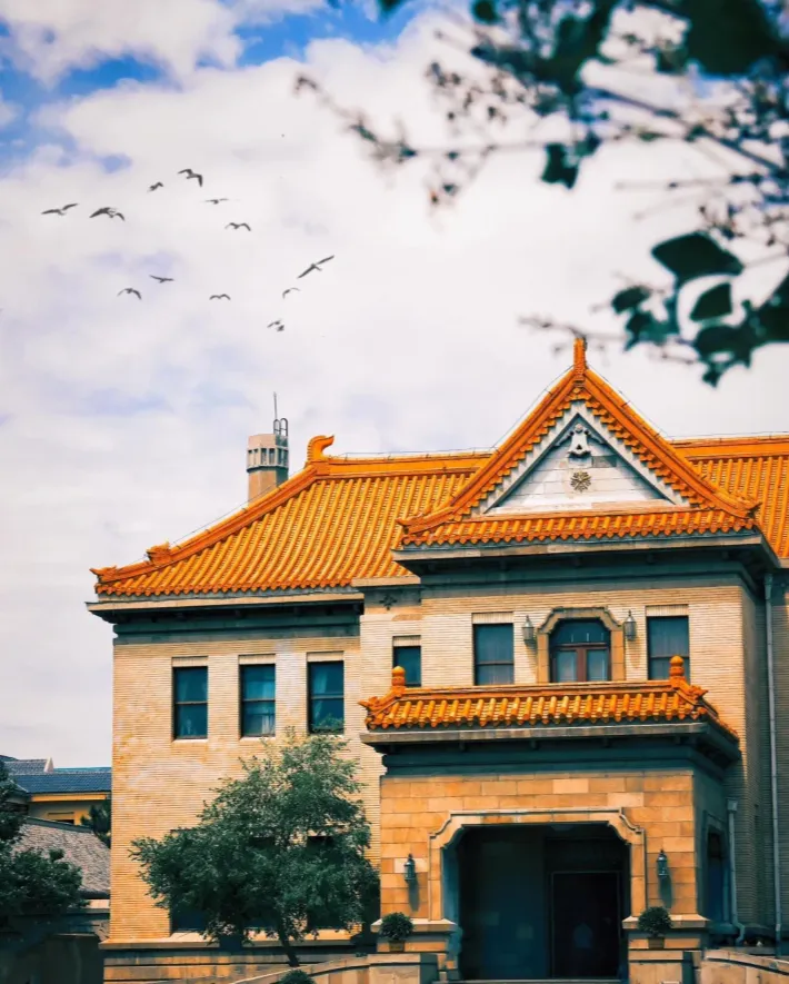 5bdb7396c98940dae133a7ebf05e2c48-sz_1042139-1