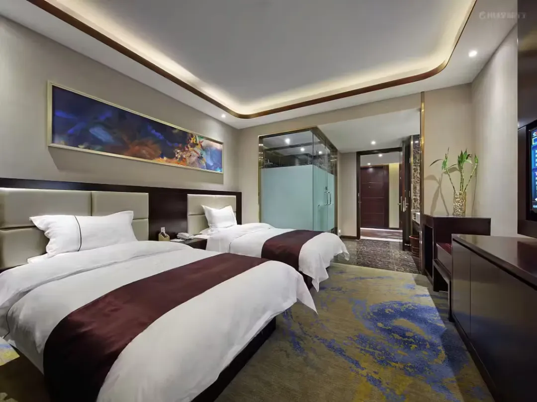 5c2e8e1e0bcd00f2f2273ef3c99c4511-sz_170987-2