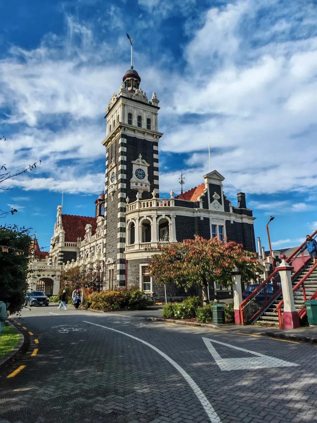 6376f3ee2dac348cba40d5f9361f51f8-sz_469525