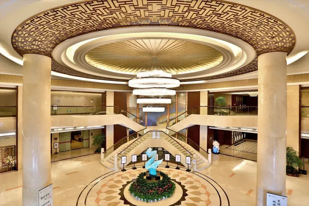 衢州·3月送门票·神农架·药王山·五星度假4日498起·高端豪华·市区·东方国际酒店·3早4正餐·水亭门·龙游石窟·游埠古镇~