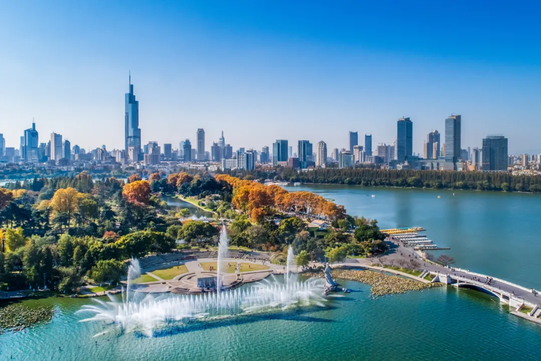 南京·五星级~沉浸式全景3日498·牛首山·佛顶宫·南京长江大桥·阅江楼·玄武湖~金牌·世纪缘国际酒店~自助早4正餐~