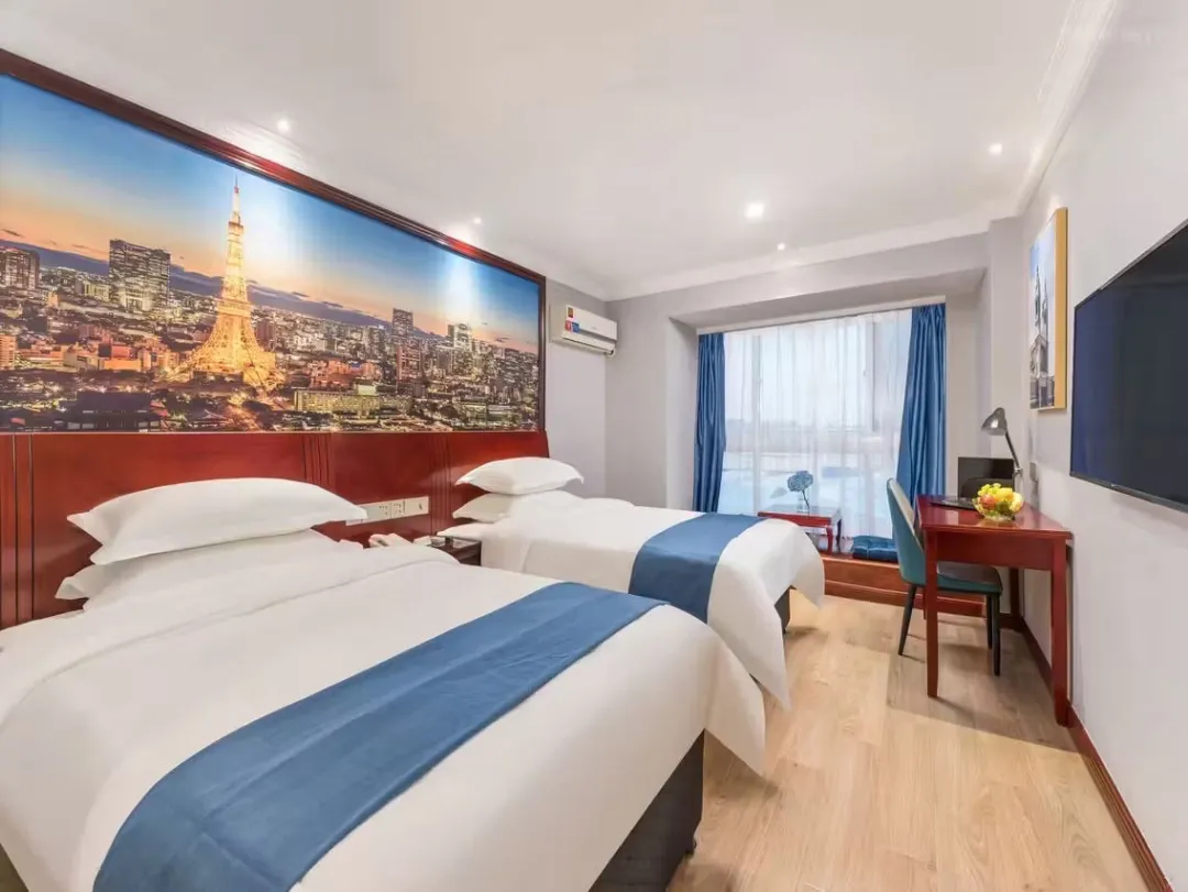 67631d471bf35bd57870e095de5200b0-sz_134807