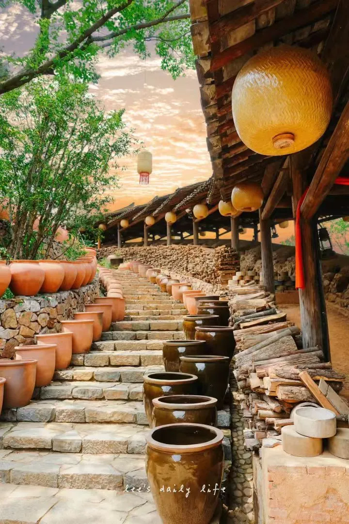 【🔥399宜兴纯玩❤4天3晚当地四星新开业酒店❤整车6桌麻将❤免费唱歌】江南版千古苗寨∽窑湖小镇❤升级鱼头宴.甲鱼宴.土鸡煲❤️景詹大桥❤️餐餐12菜1汤