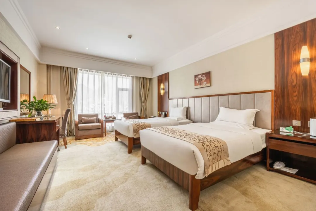 6d24e99c62b01f4d706cf9ae90fbf718-sz_144333