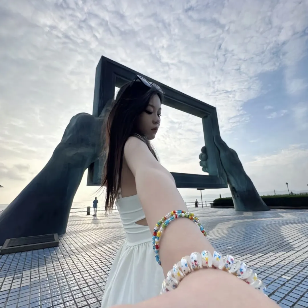 6f3d9724dfc45456aa1221e9e2221ec8-sz_417540