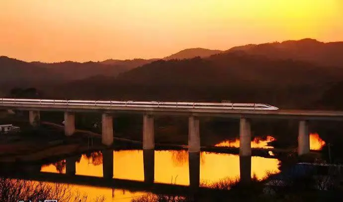 714476e85454f9d16d1270de925a0e5f-sz_36165-7