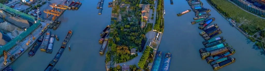 721211059e80cd0bb33a2f1beb7ebc37-sz_525979-1