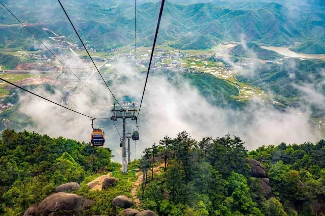 7b05791cc545daf23a2a4a08fcf6a1af-sz_168573-1