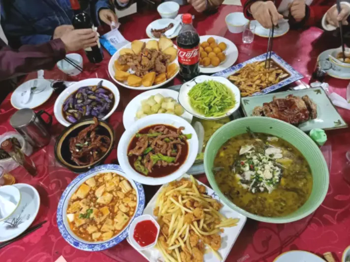 7fca501adc1ae75cc4c8fea90bfeb447-sz_701543