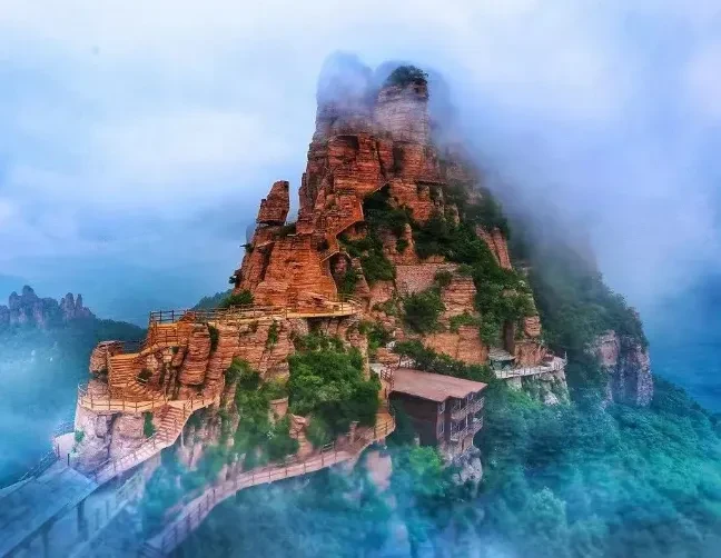 燕赵福地❤️全程5钻酒店❤️五星河北【纯玩·双卧7日游】升级三大特色餐，丹霞东太行，蜗皇宫，狼牙山，响堂山石窟群，西柏坡，地道战，白洋淀，赵州桥，红楼梦-荣国府，正定古城夜景！