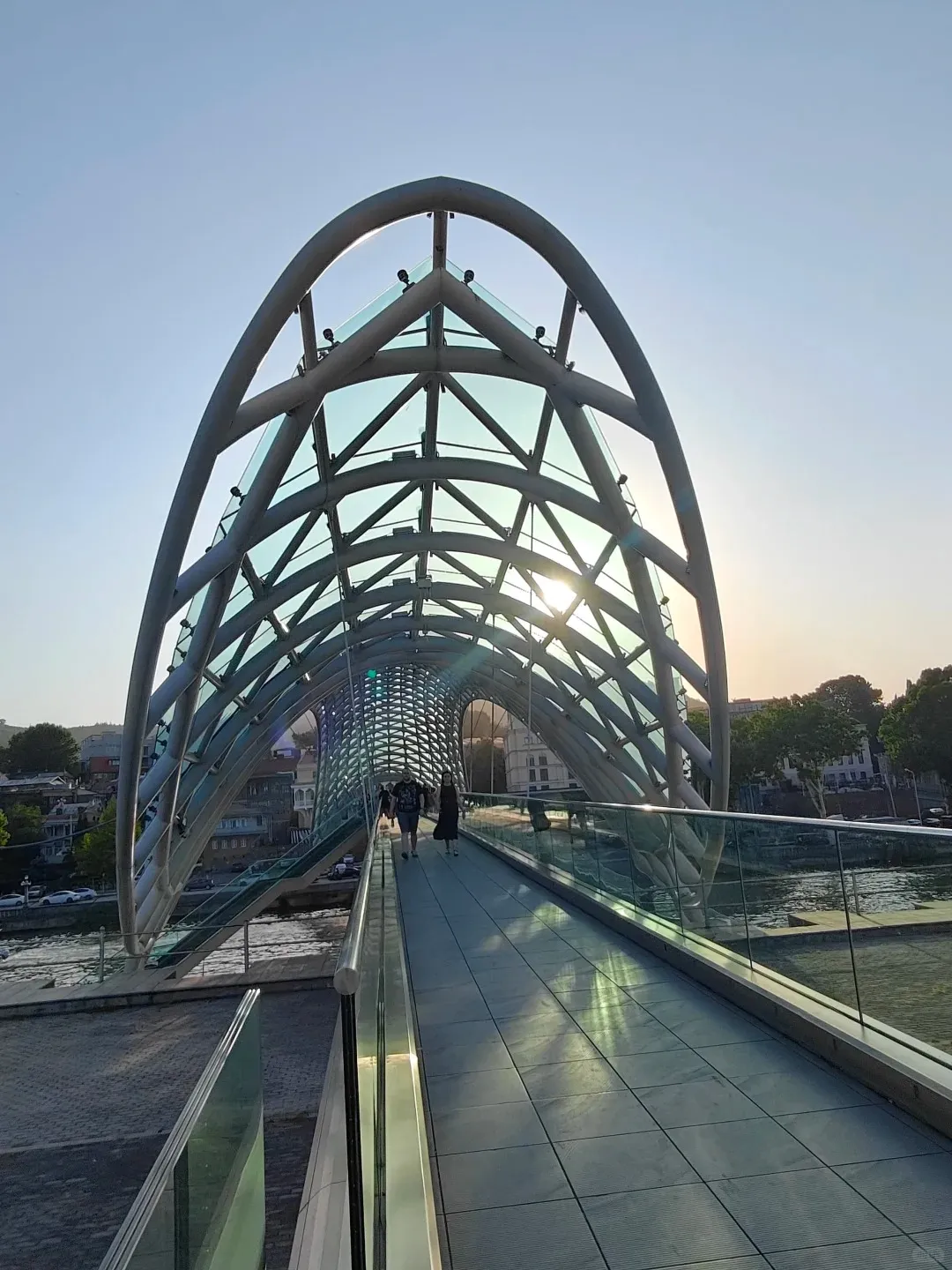 84e1c02ed3ec9a8bcabc4f2ea631ffae-sz_350224