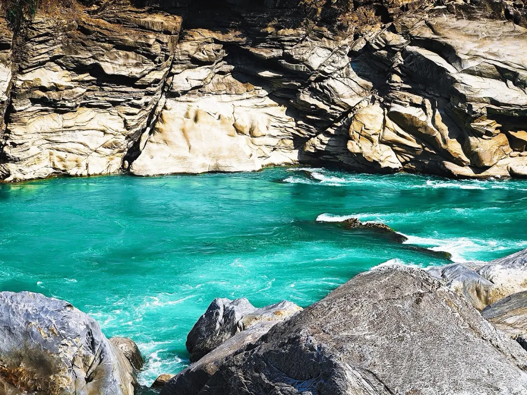 854f07343cad2cce20e40dcf57eaea20-sz_2855684