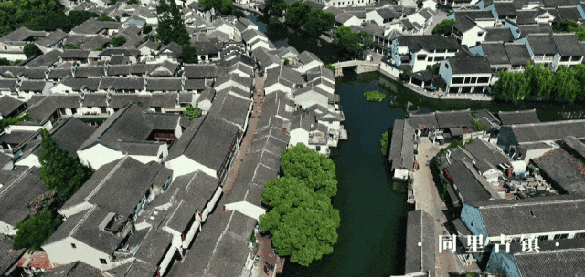 畅游同里古镇｜出门就是退思园！【同里壹号酒店】三天两晚含大巴399/人，含餐2早4正 免费棋牌/KTV/乒乓球！吃的好，住的好，玩的开心！