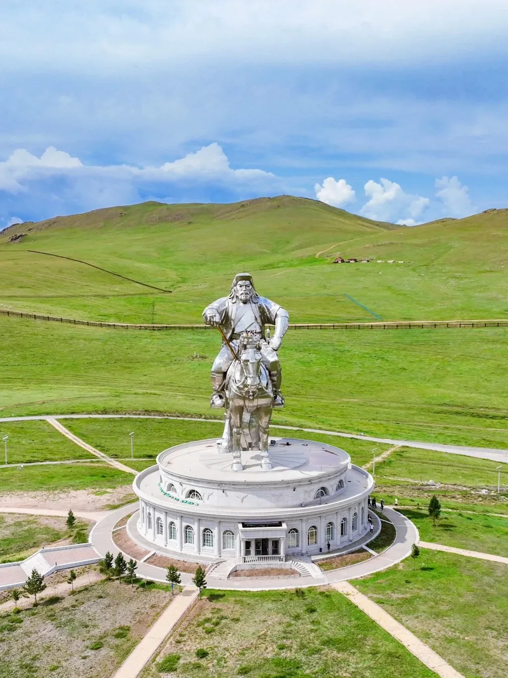 8e9ca0fd83482d8e99436284ae55b232-sz_480310