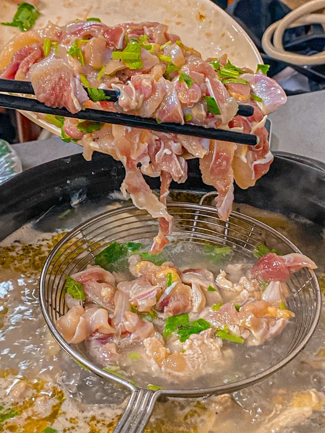 92e7ba79e7155480bdf39d6ee7365e35-sz_2435498-1