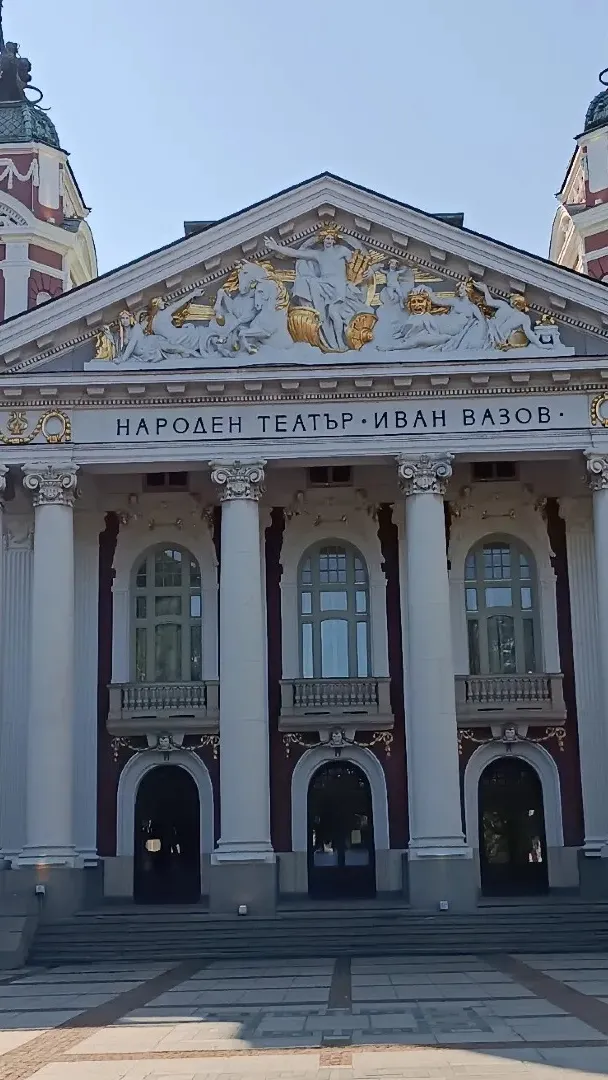 95c95179a5376446125014cdf196481d-sz_272611