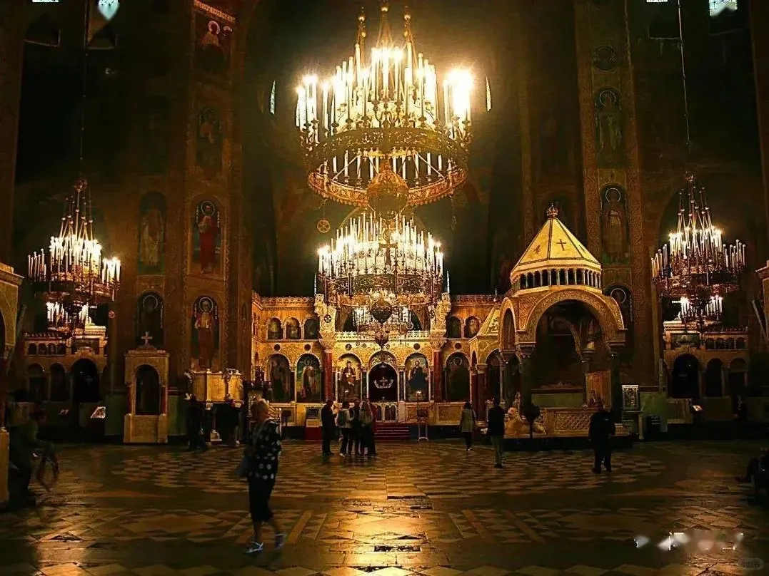 97cf45f267dfa89bc602753d0c7c079f-sz_238000