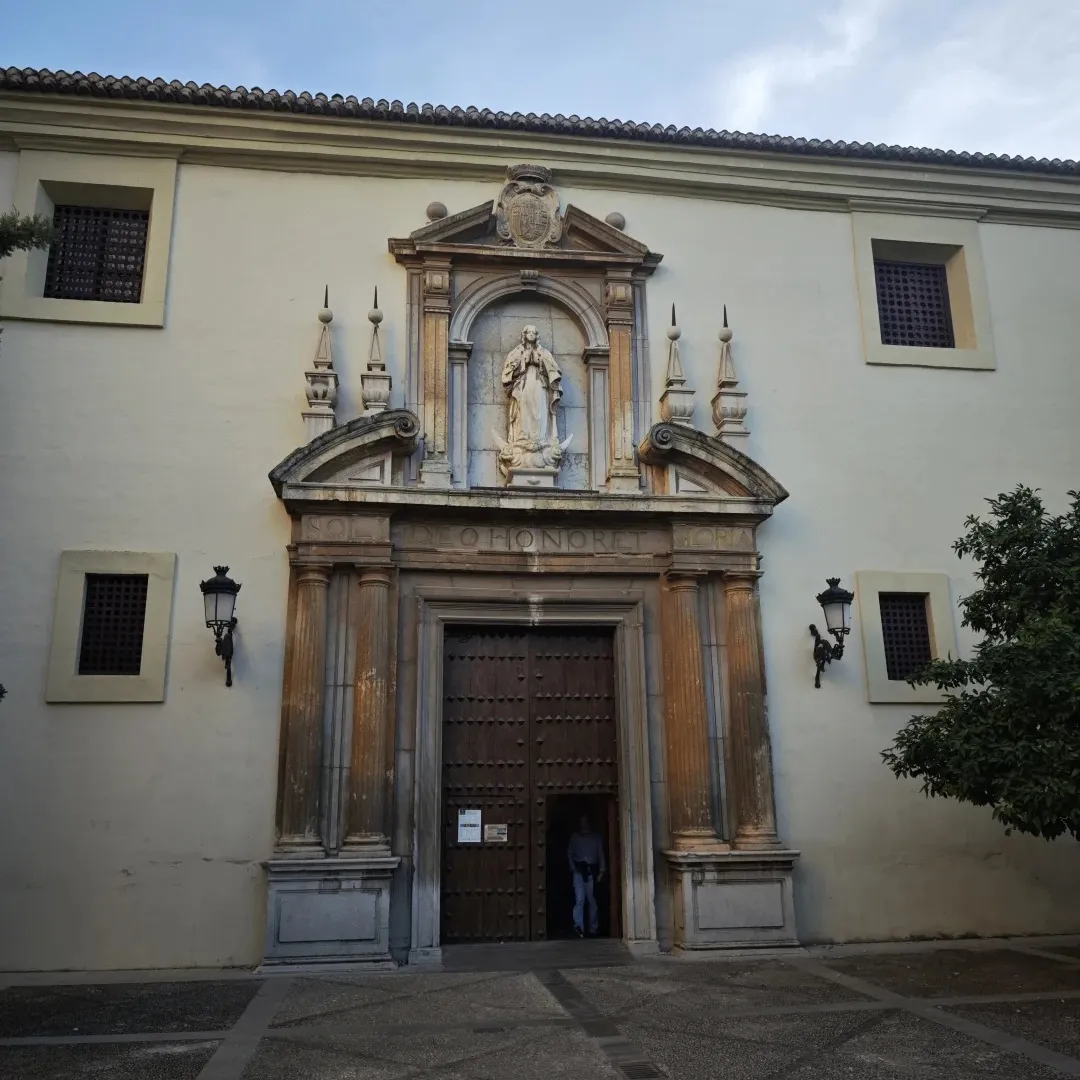 9d98c2a3a5271916f1e43d14782af131-sz_327102