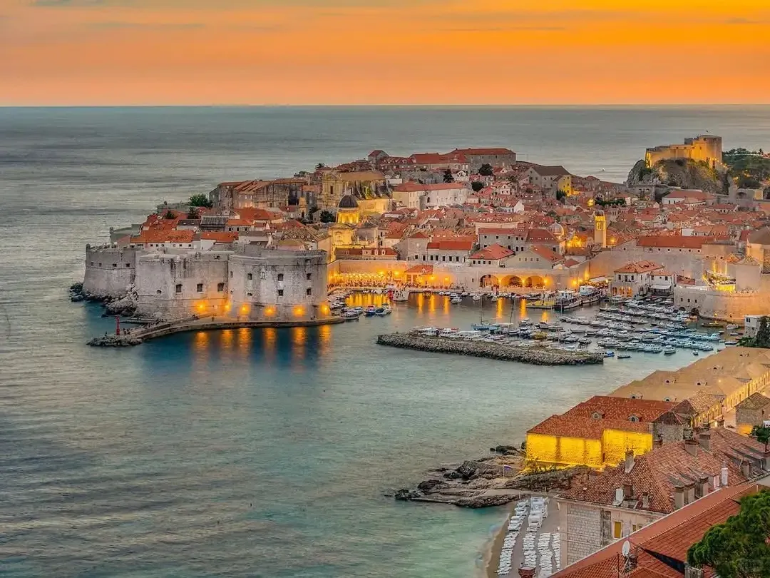 a28edf2feca4fa773b5689c8c40f17f5-sz_344012