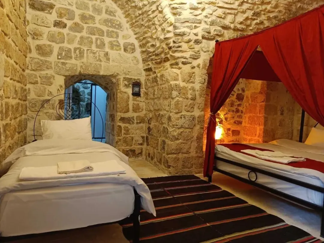 a8ace9b2a9bd462a4612e4de7bc627da-sz_330570