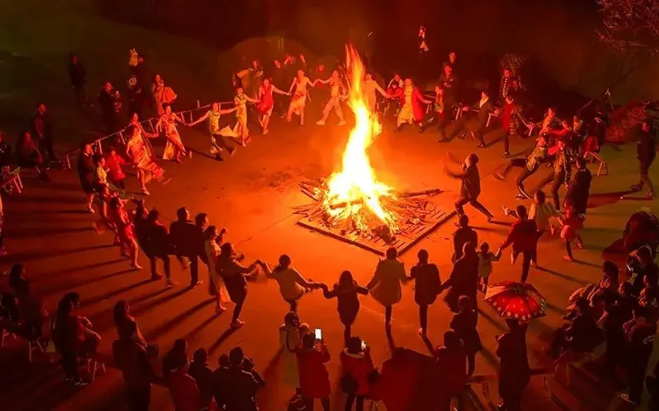 a908219492a548cff53dbcb62f46200f-sz_205953