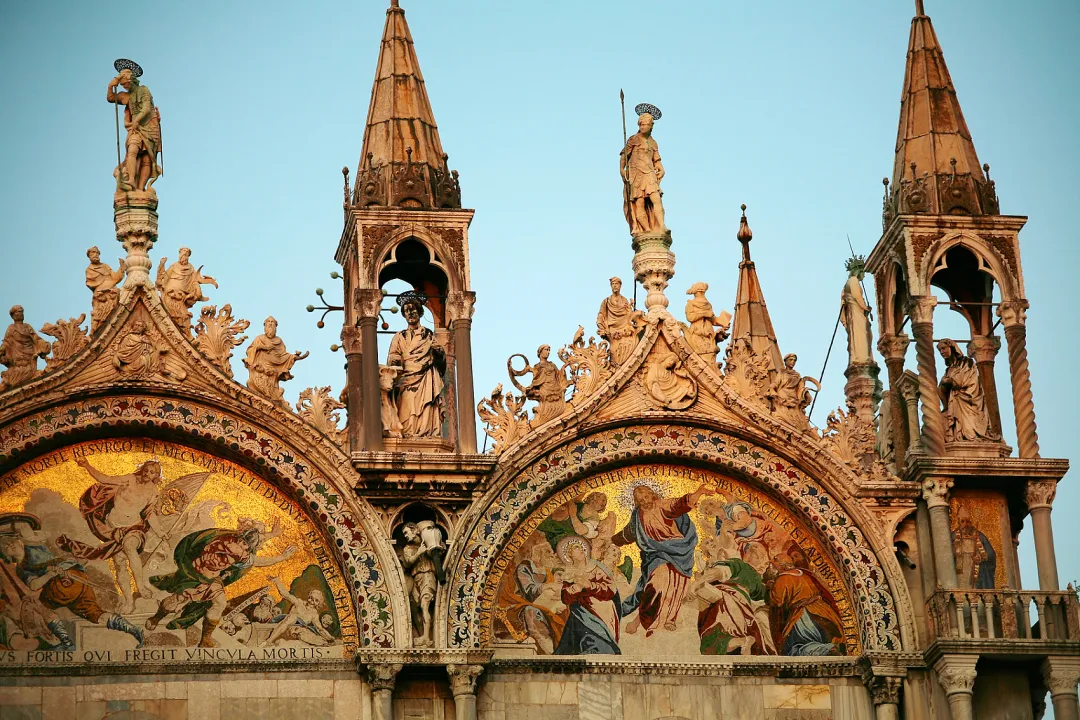 aa6712dbb00a729b48b9c89acc5cb7cf-sz_1991993