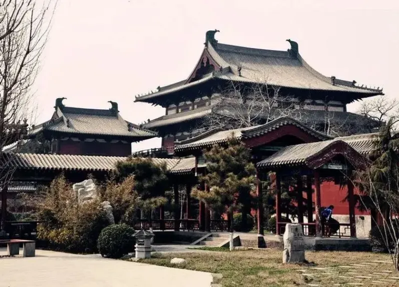 ab4de0f2bfdfe8adde3e4c7be775266d-sz_786116