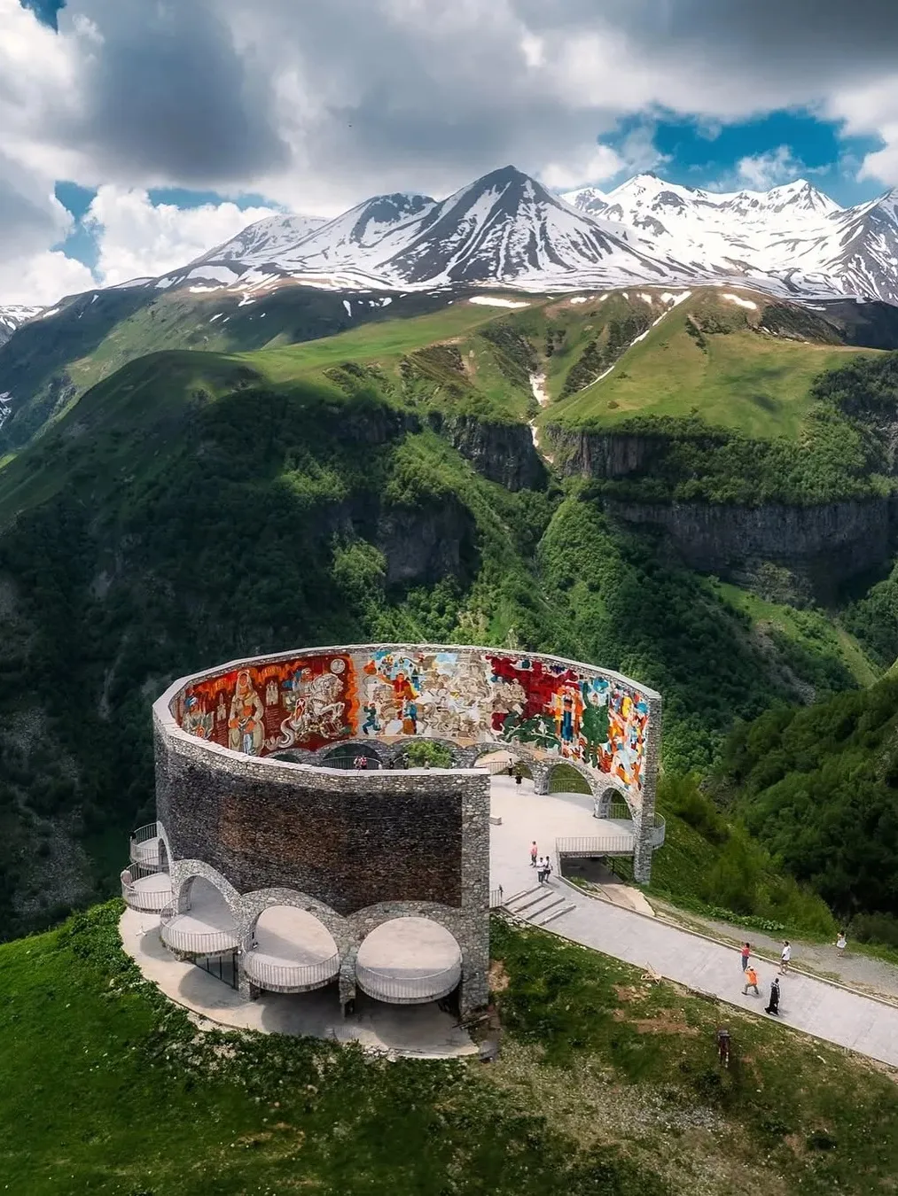 adaaf2fda7cec4f696f3974a57f92032-sz_453422