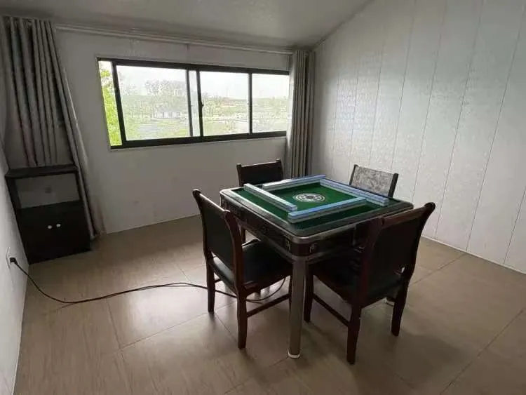 b20145755782c7e5f378022b7f6b4404-sz_561001