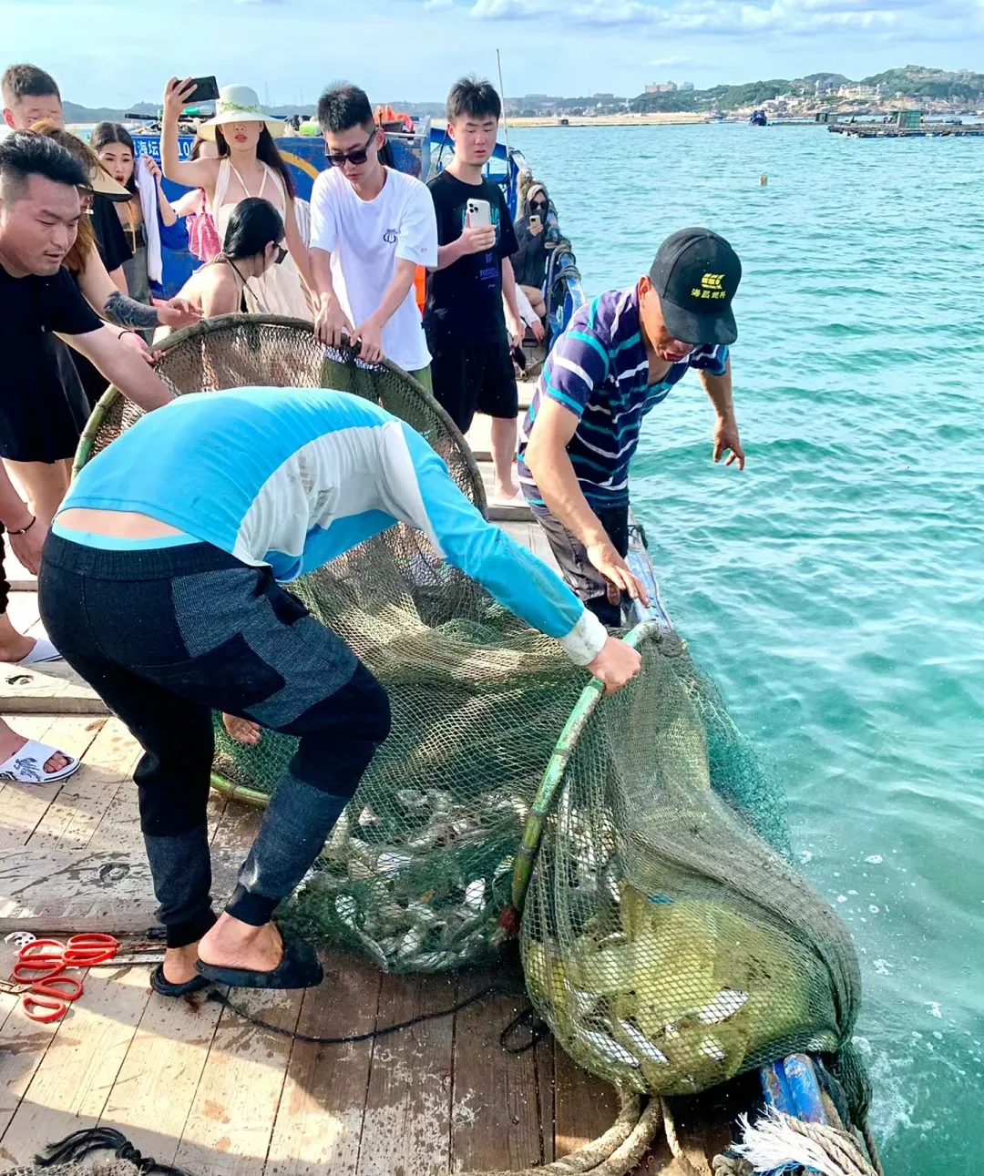 b3a52f60c38cb300c4d9f10bb02351de-sz_1252923