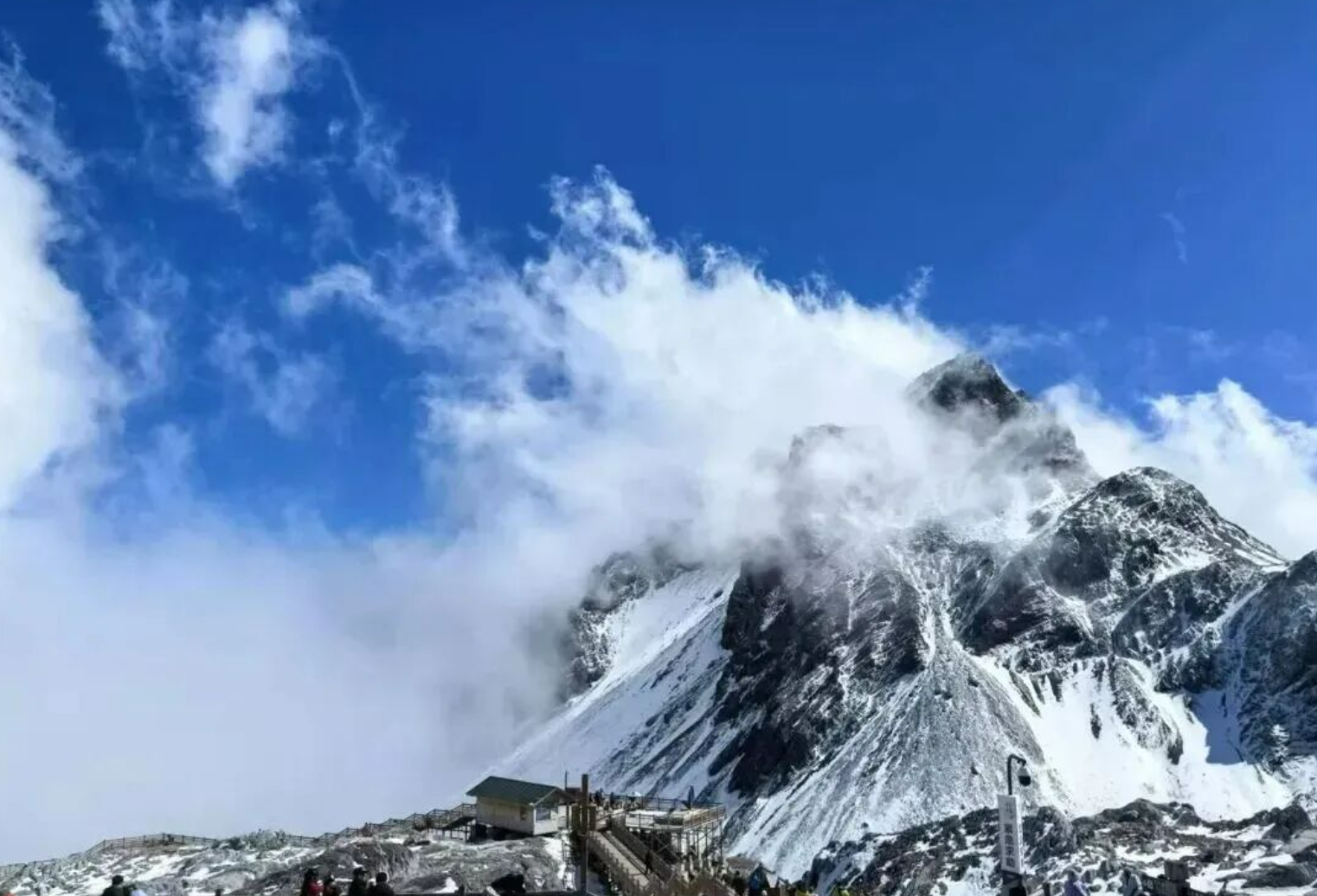 b3d724560d79f7d05b733e9102c18166