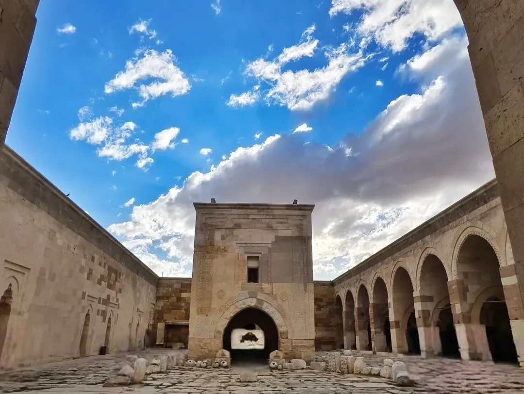 b45cc6df0154e0fdd881ae2250fd667f-sz_346988