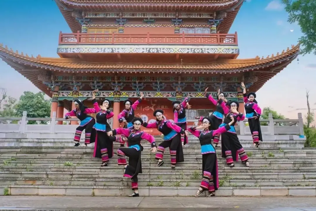 b5b218fe113911eb27888d5d44872e0f-sz_182066